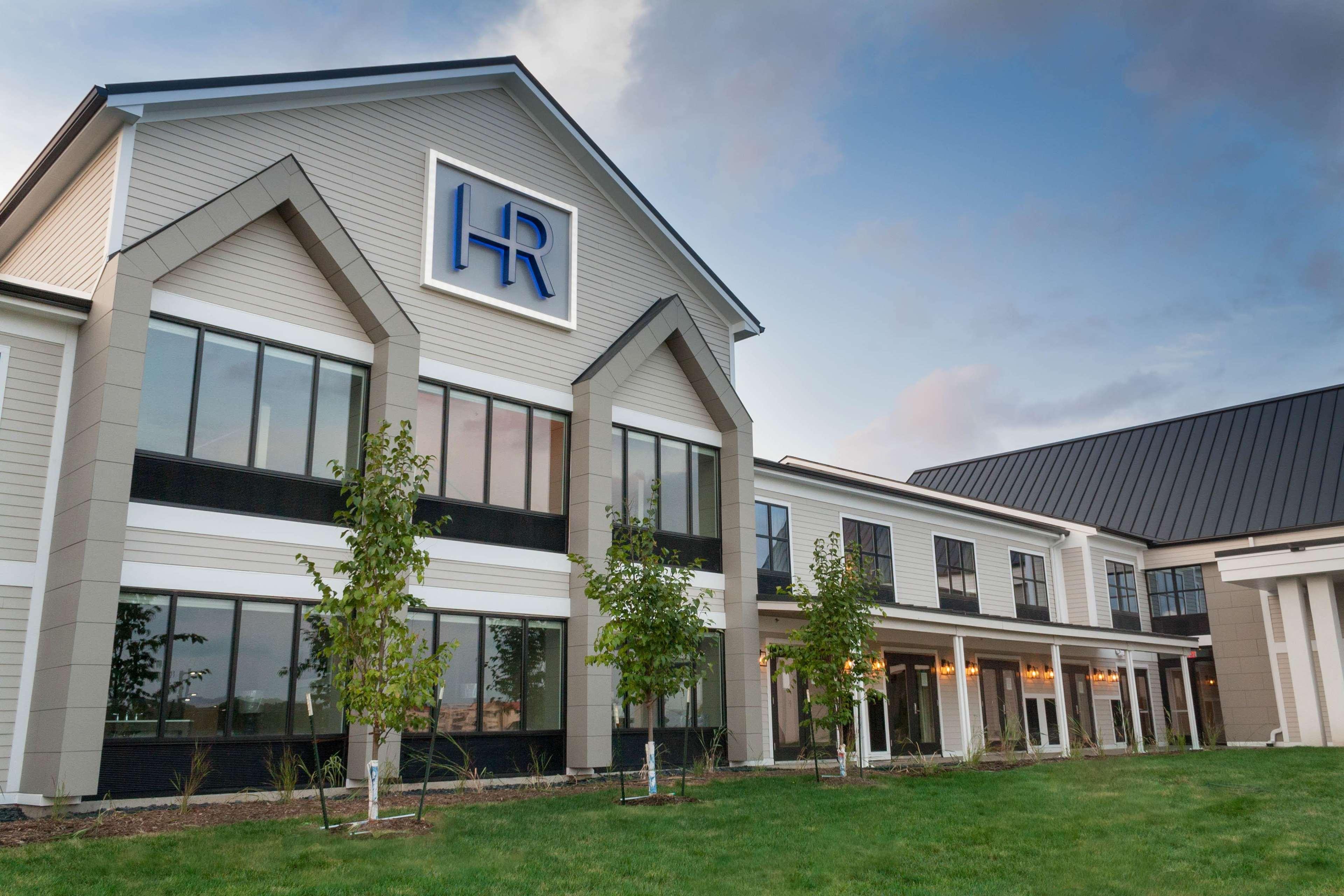 Hotel Renovo Des Moines Urbandale,Tapestry Collection Hilton Dış mekan fotoğraf